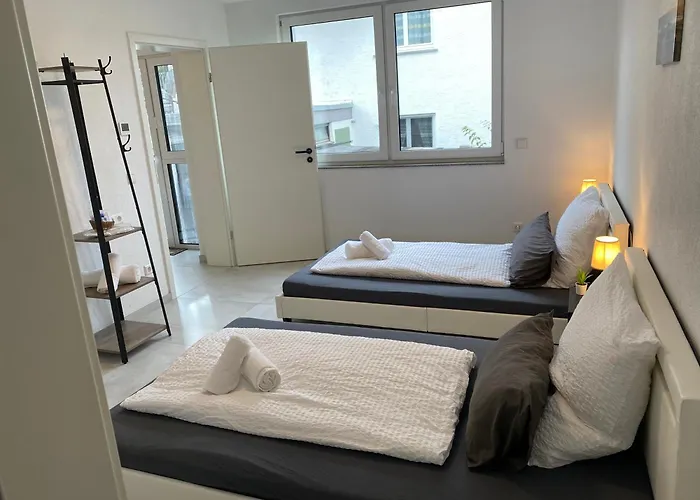 Business Suite 04 Mit Netflix Premium & Parkplatz, Zentral Zu Audi & Schwarz Gruppe With Fussbodenheizung